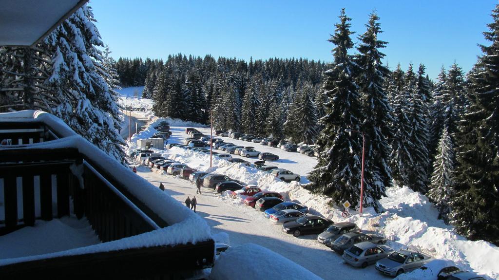 Apartments Vanja I Vrh Kopaonik Eksteriør bilde